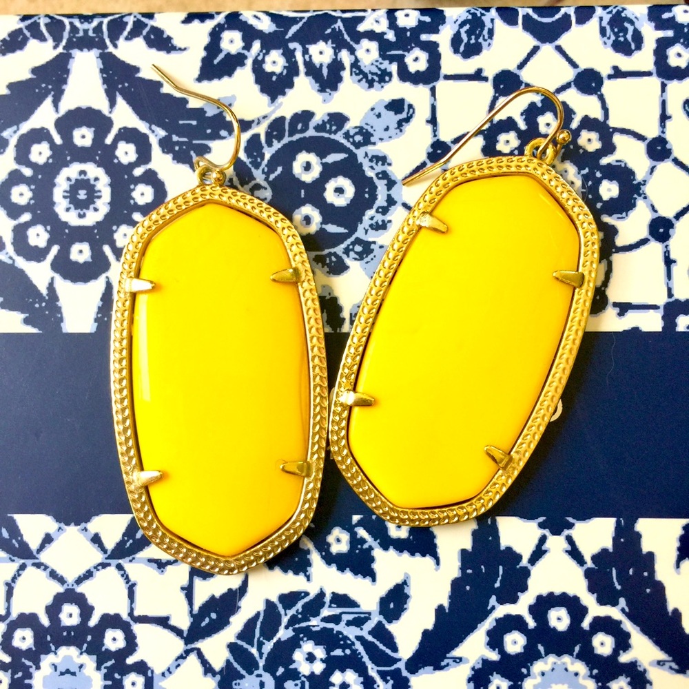 Kendra Scott Danielle Earrings